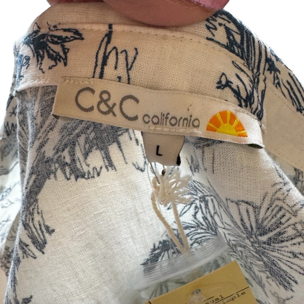 C&C California Linen Blend Button Down Shirt Larg… - image 6